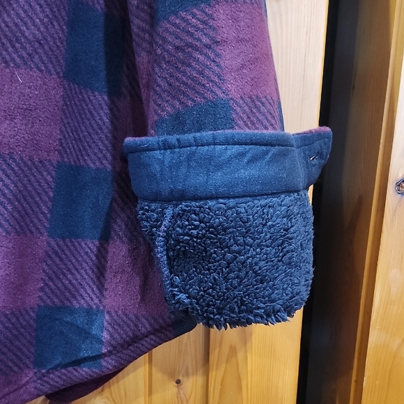 Weatherproof Men's Checkered Jacket - Black and Burgundy - Picture 3 of 6